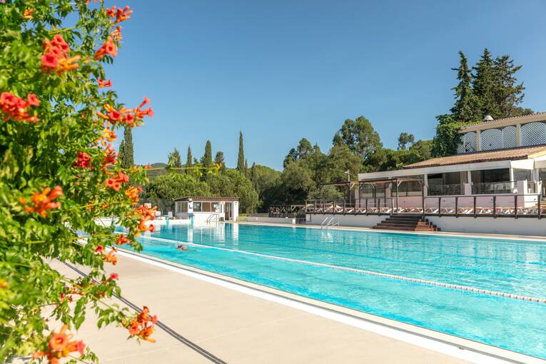Camping Le Domaine des Naïades ***** photo 2 Provence Côte d'Azur Tohapi
